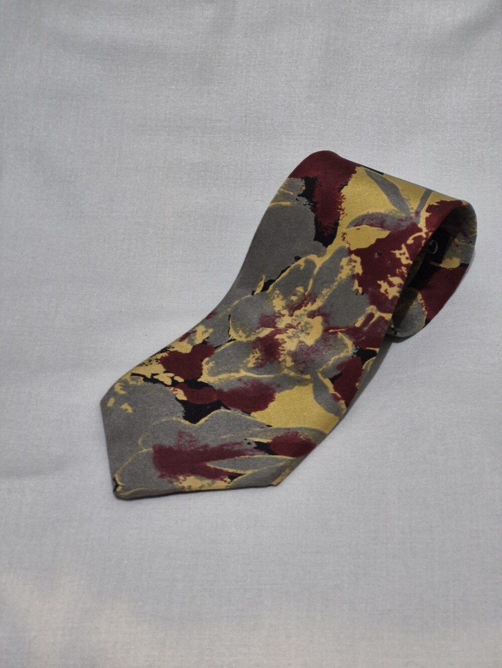 Guy Laroche Floral Motif Silk Tie in Gray & Burgundy